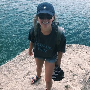 Meet your Posher, Isabella